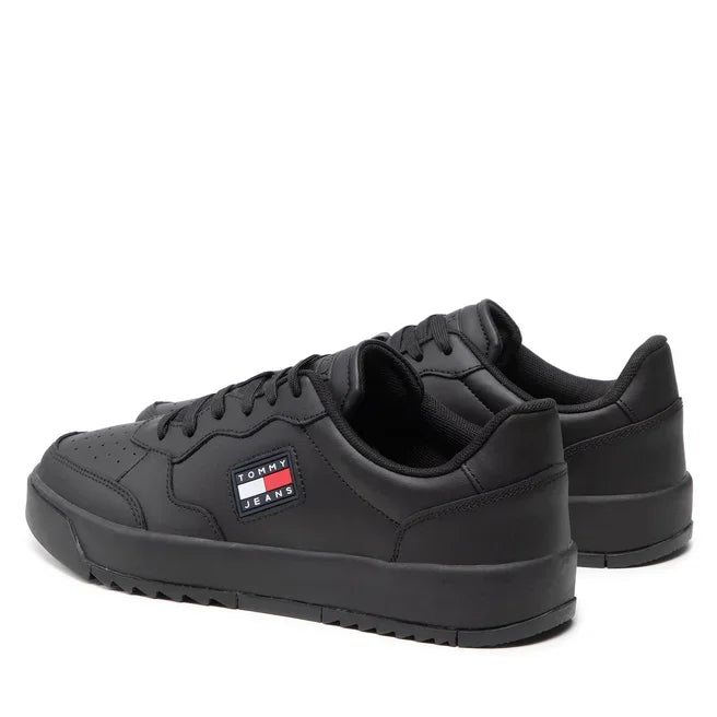 Tommy Hilfiger Jeans Retro ESS Men EM0EM00900-BLK - Shoes