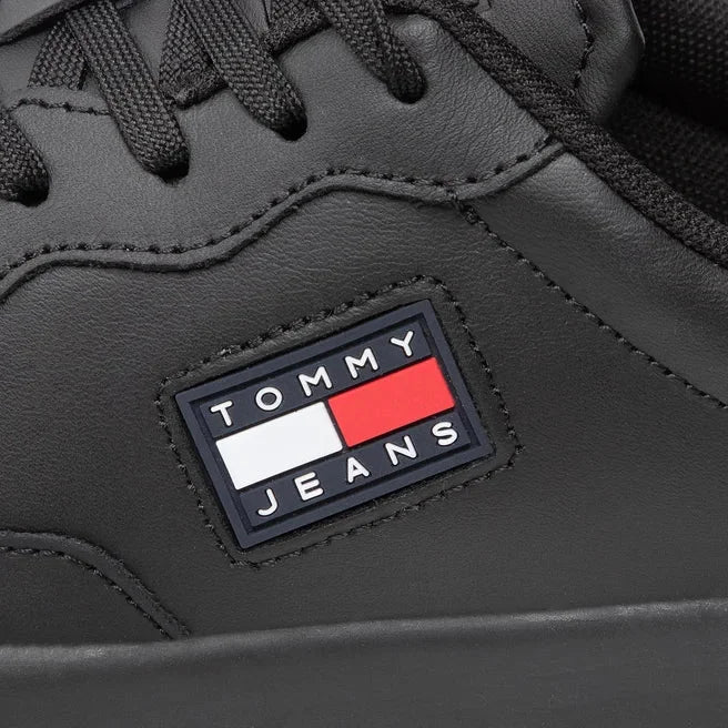 Tommy Hilfiger Jeans Retro ESS Men EM0EM00900-BLK - Shoes