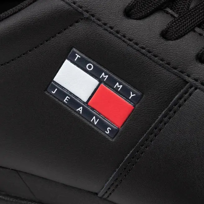 Tommy Hilfiger Jeans Retro Leather Cupsole ESS Men EM0EM01068-BLK - Shoes