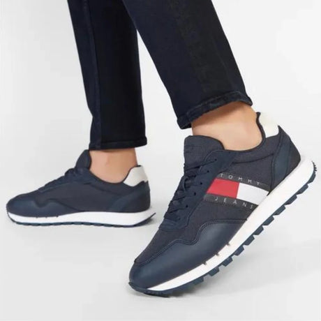 Tommy Hilfiger Jeans Retro Runner ESS Men EM0EM01081-NVY - Shoes