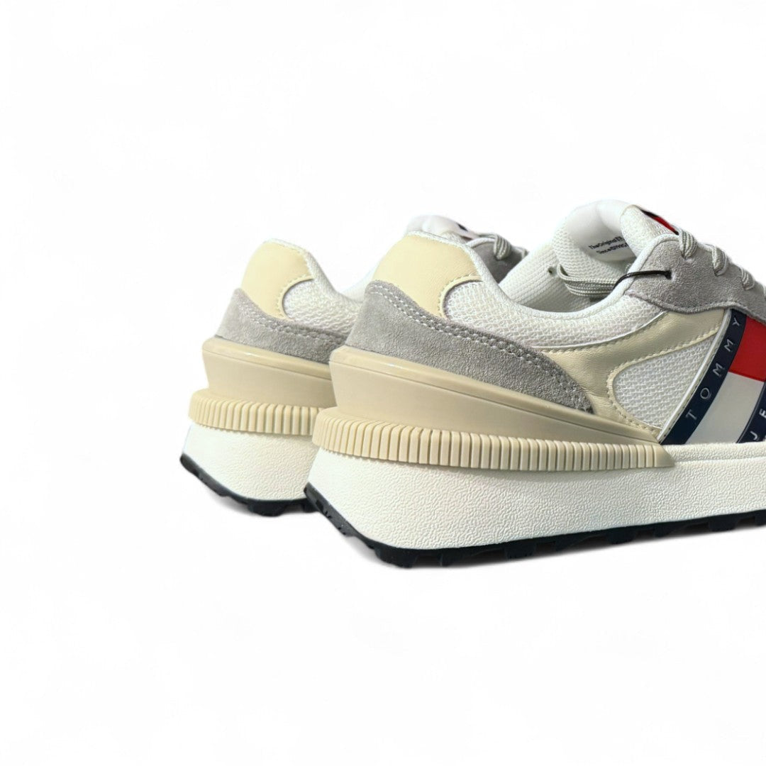 Tommy Hilfiger Jeans TJM Technical Runner ESS EM0EM01537 WHTGRY