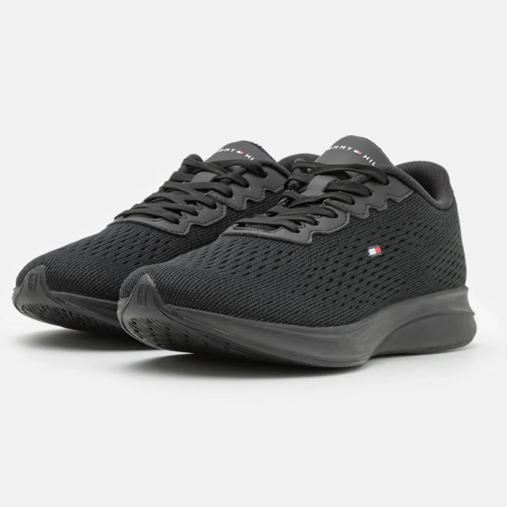 Tommy Hilfiger Lightweight Runner Knit Flag Men FM0FM04563-BLK - Black / 40 / D - Medium - Shoes