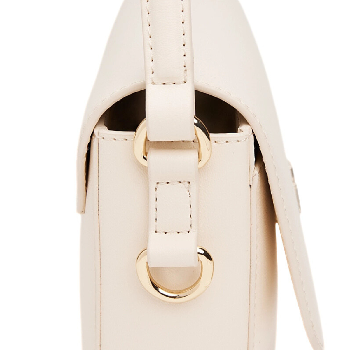 Tommy Hilfiger Pebbled Flap Crossbody Bag - CRM - Cream