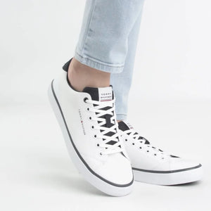 Tommy Hilfiger Th Hi Vulc Core Low Mesh Sneaker FM0FM04685 - WHT - Shoes