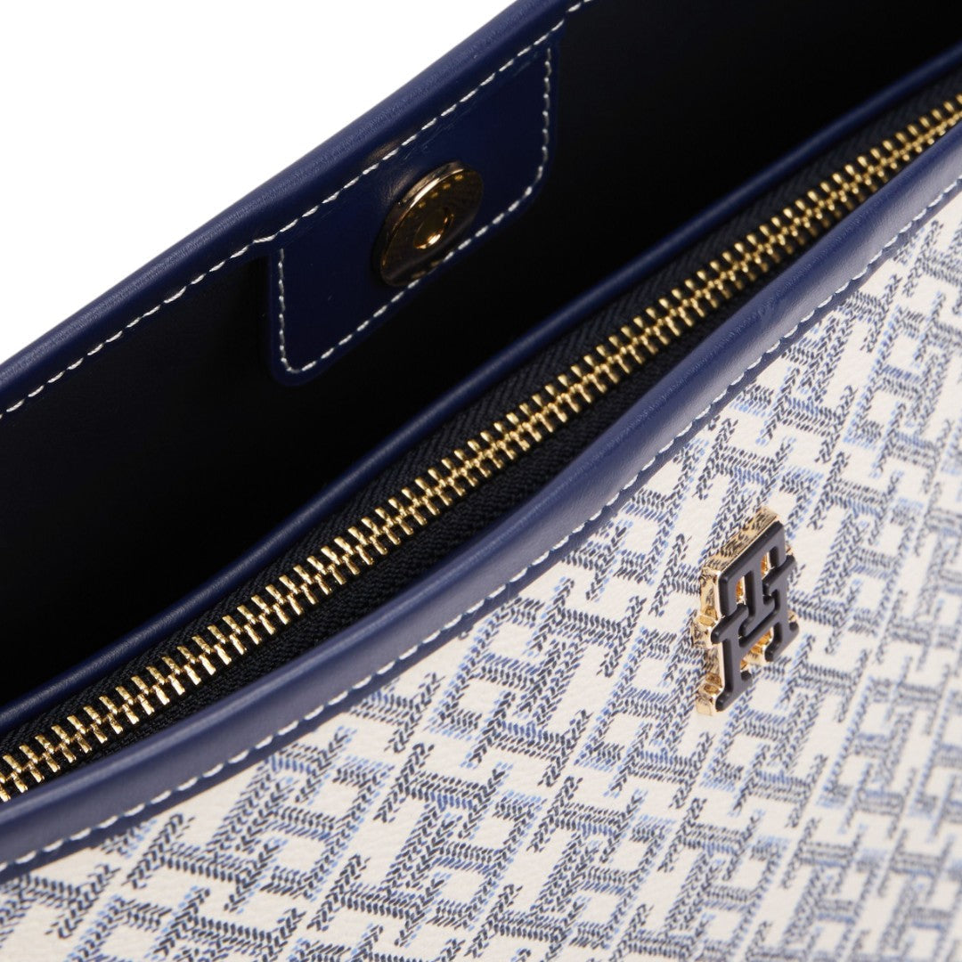 Tommy Hilfiger TH Monoplay Smooth Shoulder Bag - NVY - Navy