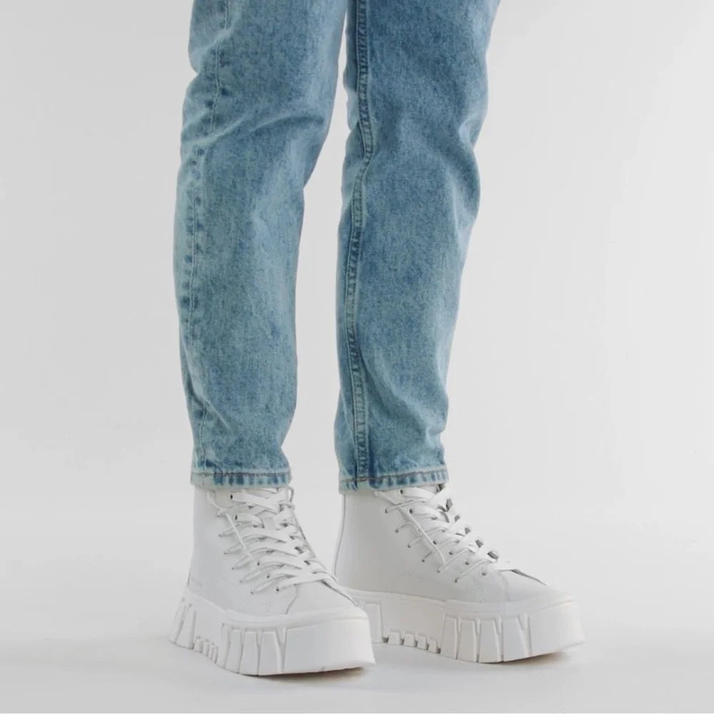 Tommy Hilfiger TJW Platform MC EN0EN02498-OFFWHT - Shoes