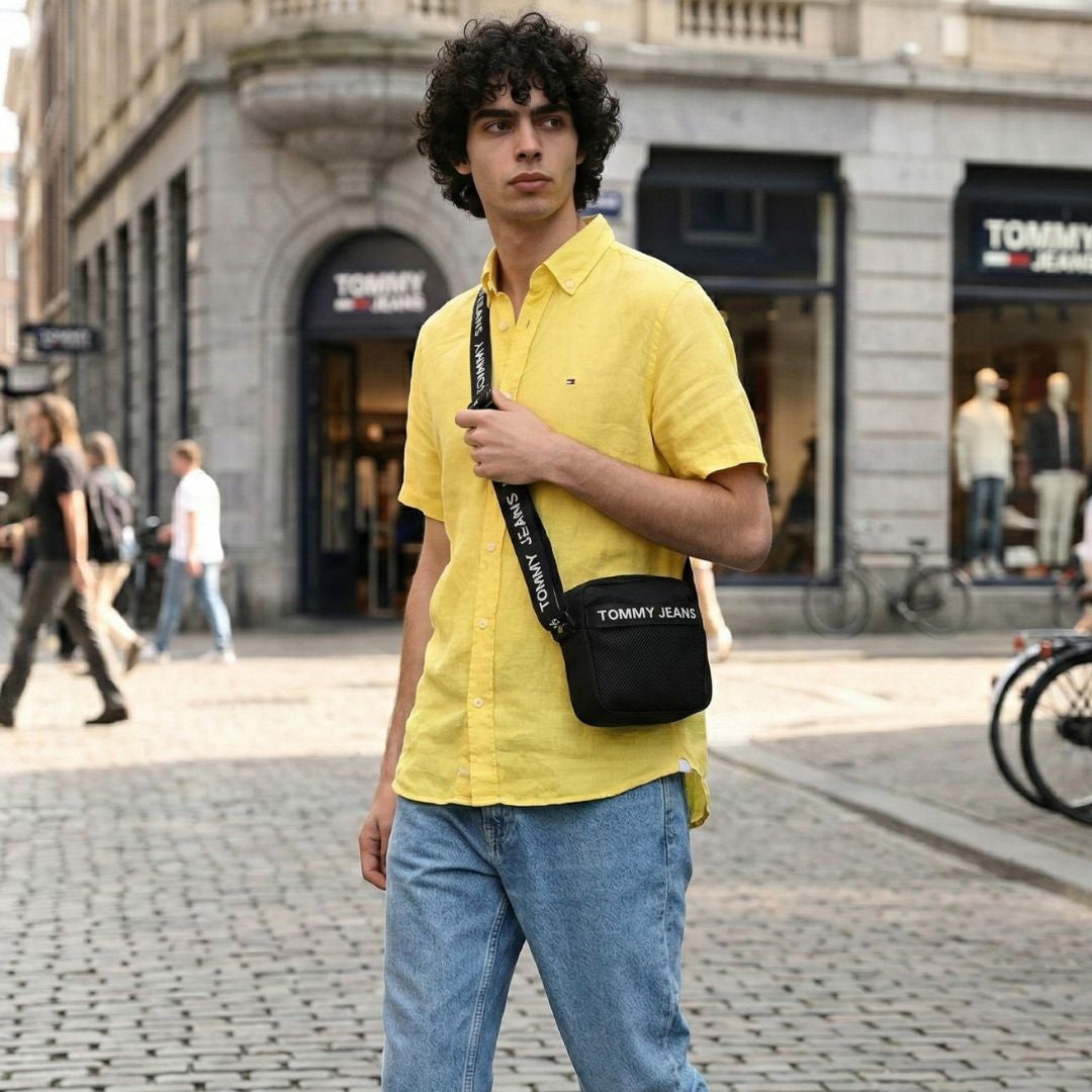 Tommy Jeans Essential Reporter Crossbody Bag AM0AM11524-BLK - Black