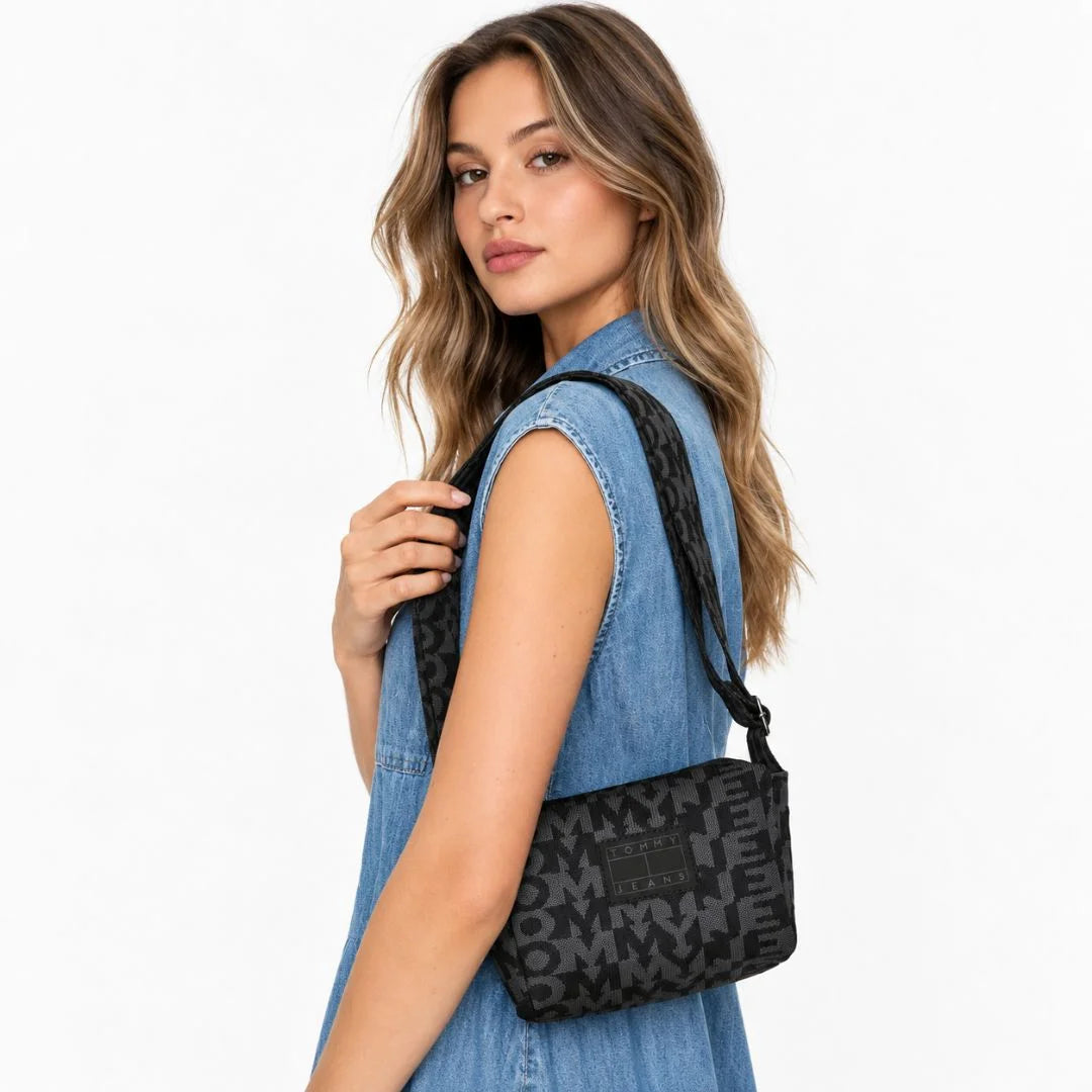 Tommy Jeans TJW Logomania Cross Bag AW0AW14551-BLK - Black